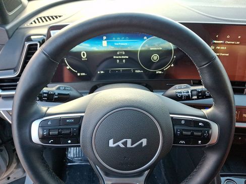 Certified 2025 Kia Sportage SX image 21