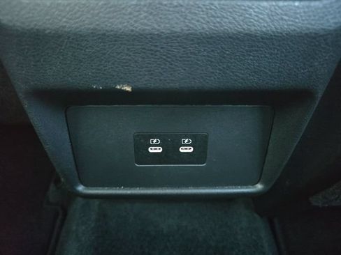 Used 2025 Nissan Rogue SV AWD/4WD image 26