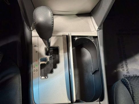 Used 2011 Toyota Camry image 20