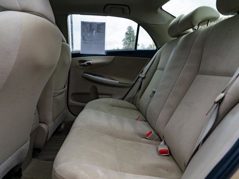 Used 2012 Toyota Corolla LE image 22