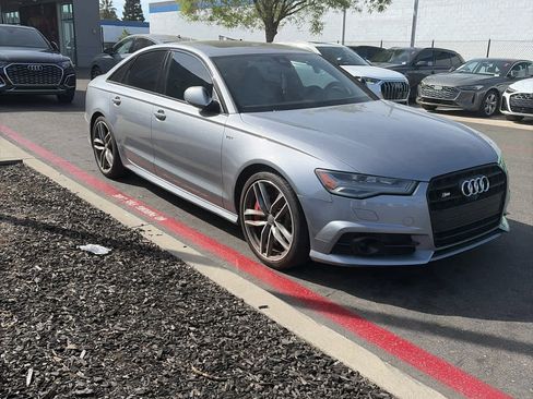 Used 2017 Audi S6 Premium Plus image 2