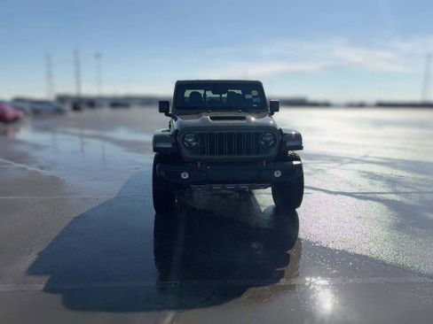 New 2026 Jeep Gladiator Mojave image 2