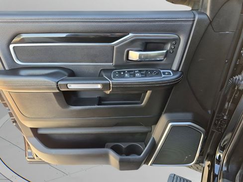 Used 2019 RAM 2500 Laramie image 27
