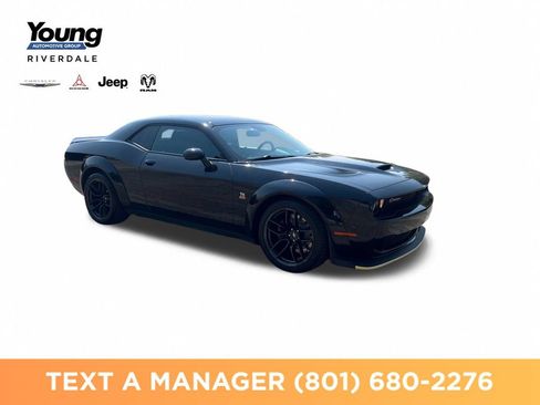 Used 2021 Dodge Challenger R/T Scat Pack RWD image 7