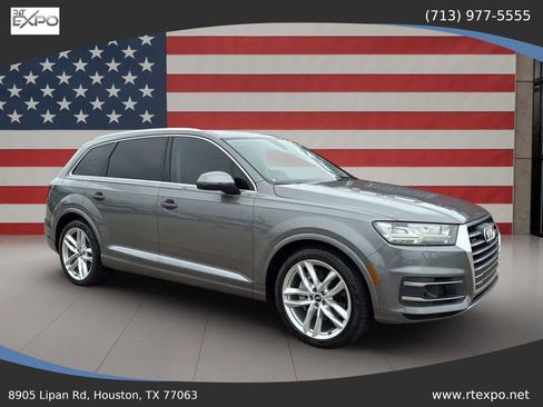 Used 2017 Audi Q7 3.0T Prestige w/ Prestige Package image 2
