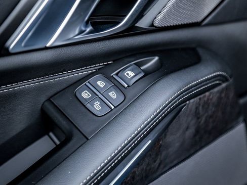 Used 2026 BMW X7 xDrive40i w/ Executive Package image 26