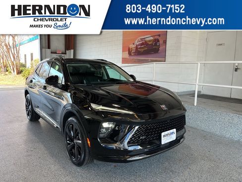 Used 2025 Buick Envision Sport Touring AWD/4WD image 1