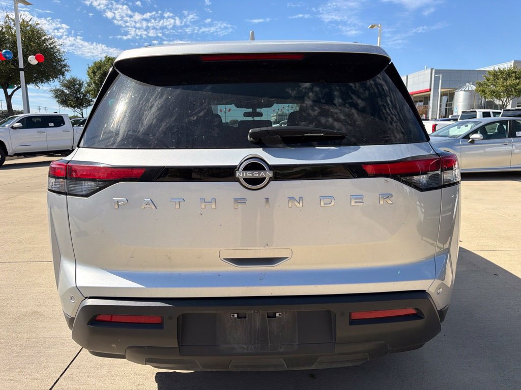 Used 2025 Nissan Pathfinder SV FWD image 14