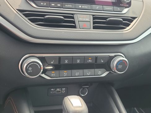 Used 2020 Nissan Altima 2.5 SR w/ Premium Package FWD image 27