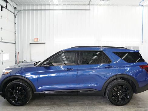 Used 2020 Ford Explorer ST w/ ST Street Pack AWD/4WD image 8