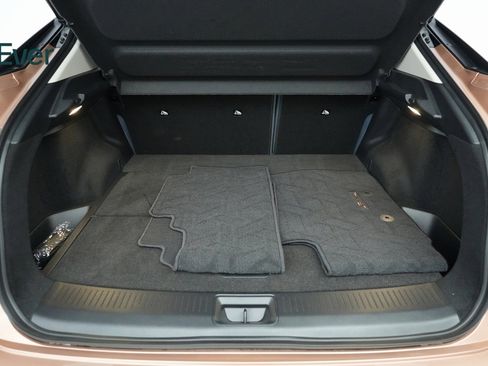 Used 2023 Nissan Ariya image 23