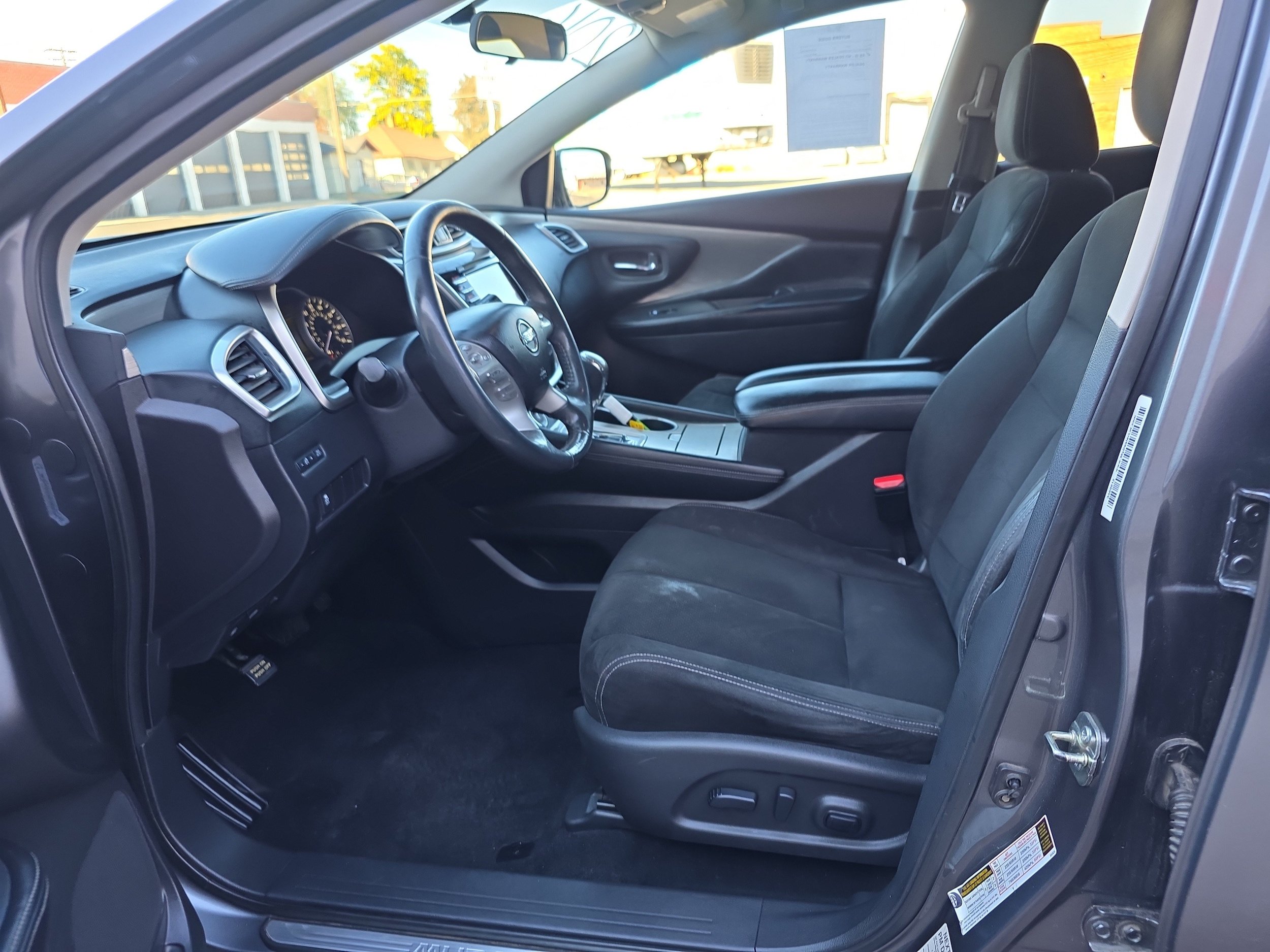Used 2016 Nissan Murano SV AWD/4WD image 2