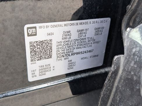 Used 2024 Chevrolet Equinox EV LT FWD image 37