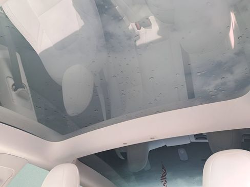 Used 2022 Tesla Model 3 Long Range image 18