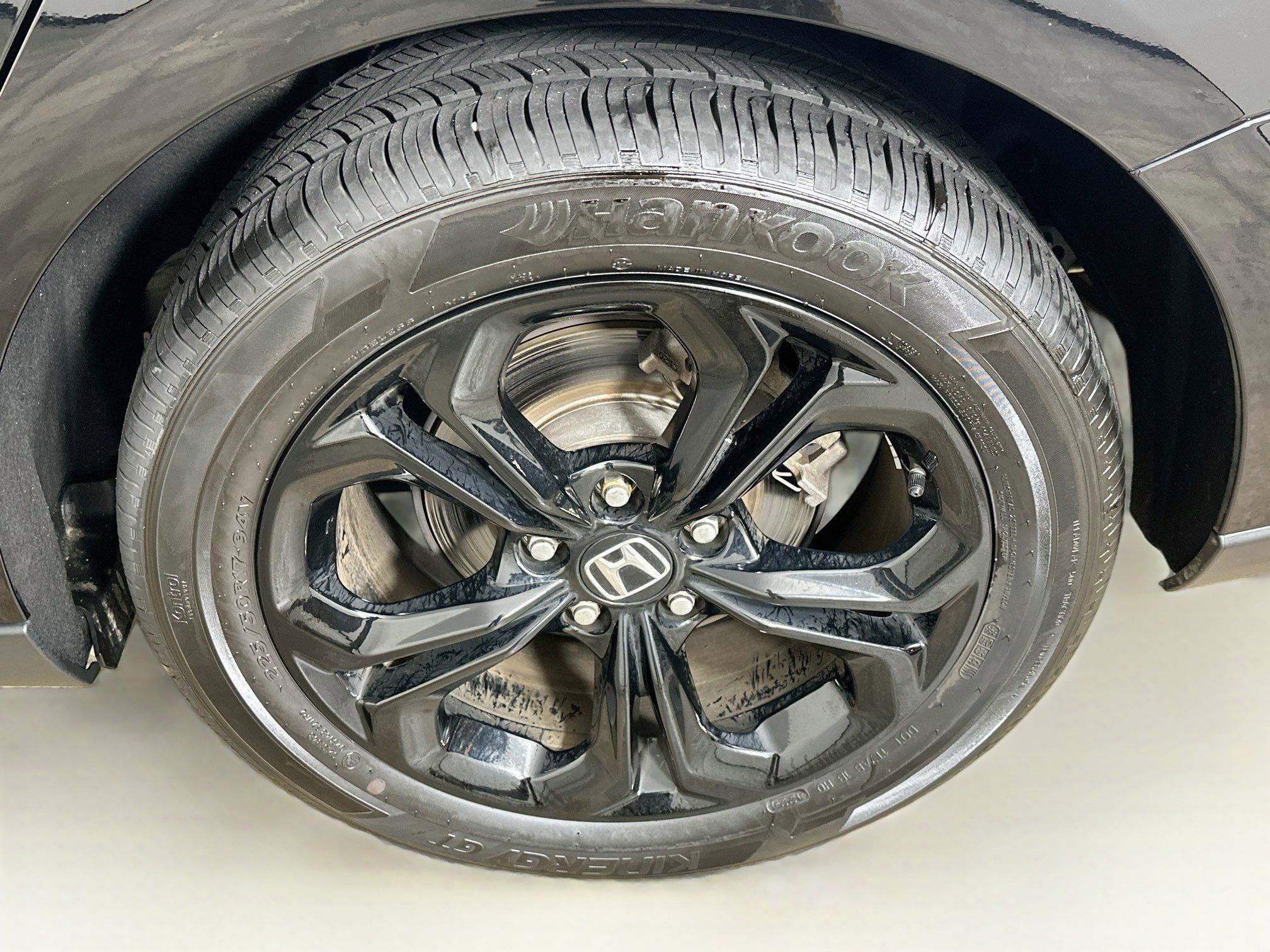 Used 2025 Honda Accord SE image 11