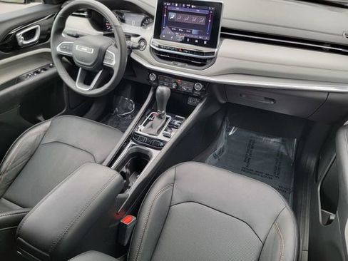 Certified 2023 Jeep Compass Limited w/ Elite Group AWD/4WD image 39