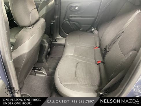 Used 2019 Jeep Renegade Altitude w/ Quick Order Package 22M image 33