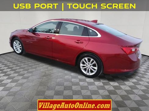 Used 2017 Chevrolet Malibu LT image 2