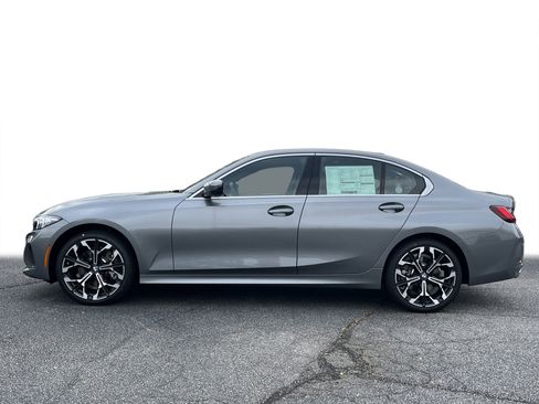 New 2026 BMW 330i Sedan w/ Premium Package image 24