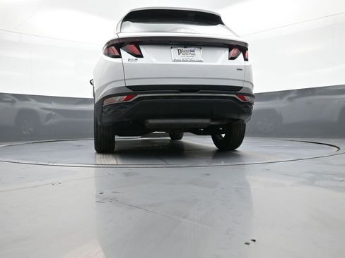 Certified 2023 Hyundai Tucson SE image 30