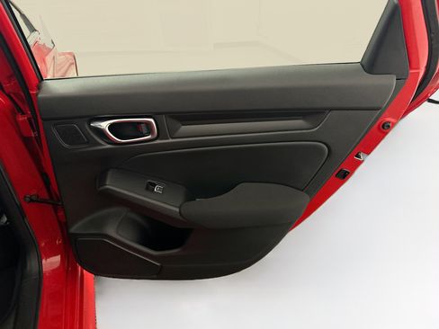 Used 2025 Honda Civic Sport image 30