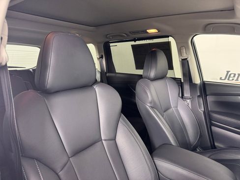 Used 2023 Subaru Ascent Limited w/ Technology Package image 35