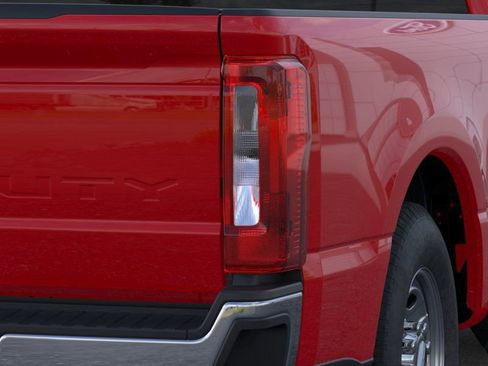 New 2026 Ford F350 XL w/ XL Chrome Package RWD image 21
