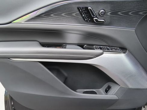 Certified 2024 Cadillac Lyriq Sport AWD/4WD image 9