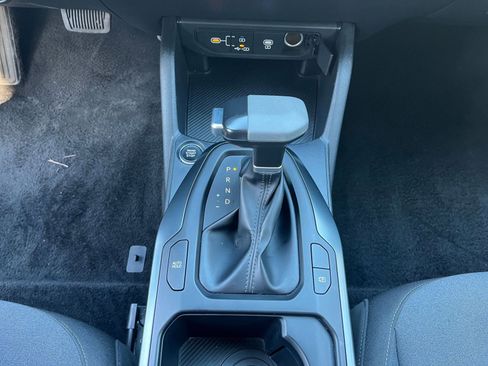 Used 2025 Kia K4 LXS image 40