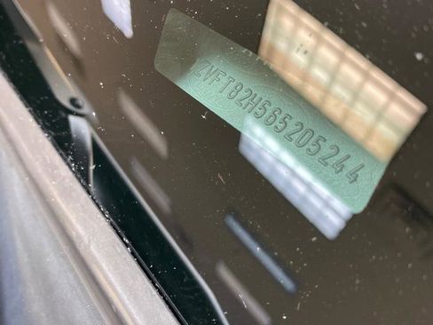 Used 2006 Ford Mustang GT image 40