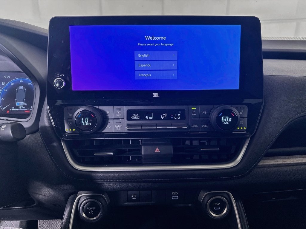 Used 2024 Toyota Grand Highlander AWD Hybrid image 24
