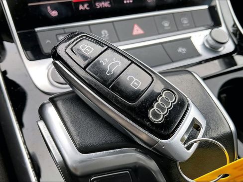 Used 2022 Audi Q7 3.0T Premium Plus image 13