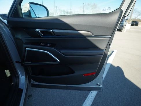 Used 2023 Kia Telluride EX X-Line image 22