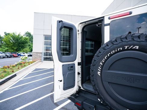 Used 2025 INEOS Grenadier Fieldmaster Edition AWD/4WD image 51