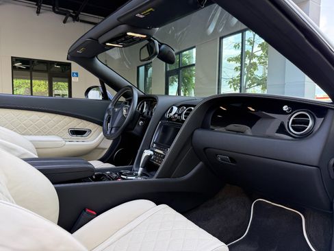 Used 2016 Bentley Continental GT V8 S image 40