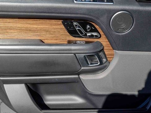Used 2019 Land Rover Range Rover HSE image 27