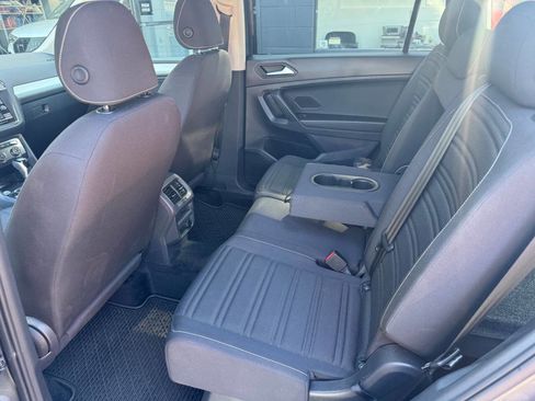 Used 2022 Volkswagen Tiguan S image 16