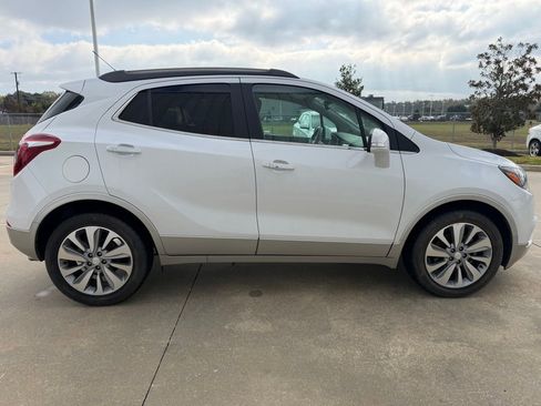 Used 2018 Buick Encore Preferred image 6