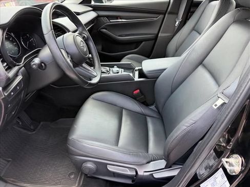 Used 2024 MAZDA MAZDA3 s FWD image 10