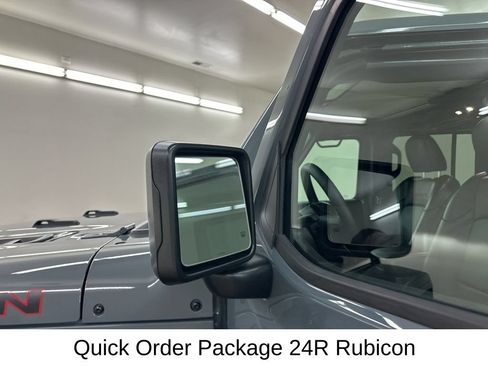 Used 2025 Jeep Wrangler Unlimited Rubicon w/ Safety Group AWD/4WD image 17