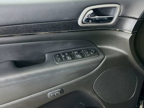 Used 2018 Jeep Grand Cherokee High Altitude AWD/4WD image 23