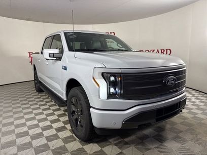New 2025 Ford F150 Lightning Lariat