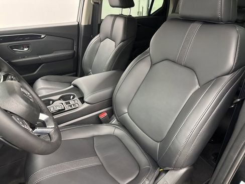 New 2025 Honda Pilot EX-L image 16