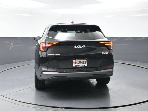 Used 2026 Kia Sportage LX FWD image 13