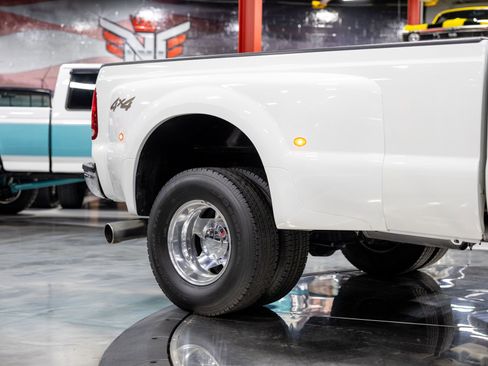 Used 2002 Ford F350 Lariat image 18