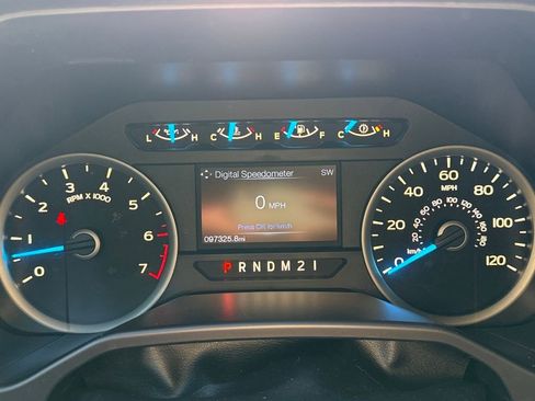 Used 2016 Ford F150 XLT w/ Equipment Group 302A Luxury image 19