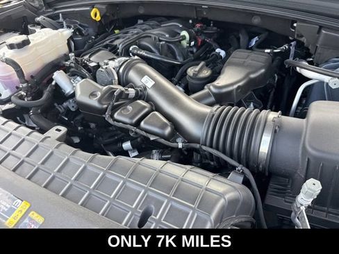 Used 2025 Jeep Grand Cherokee Laredo X AWD/4WD image 29