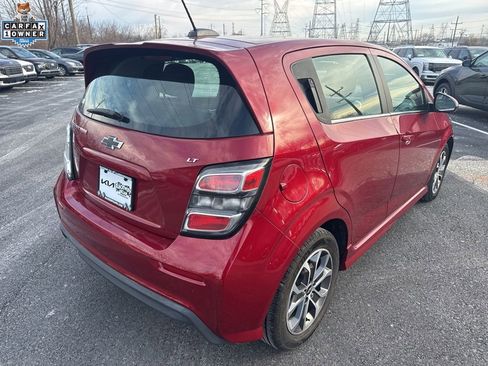 Used 2018 Chevrolet Sonic LT w/ Convenience Package image 8