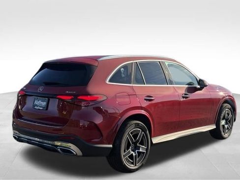 Used 2025 Mercedes-Benz GLC 300 4MATIC image 7