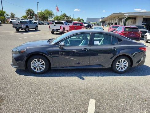 Used 2026 Toyota Camry LE FWD image 13
